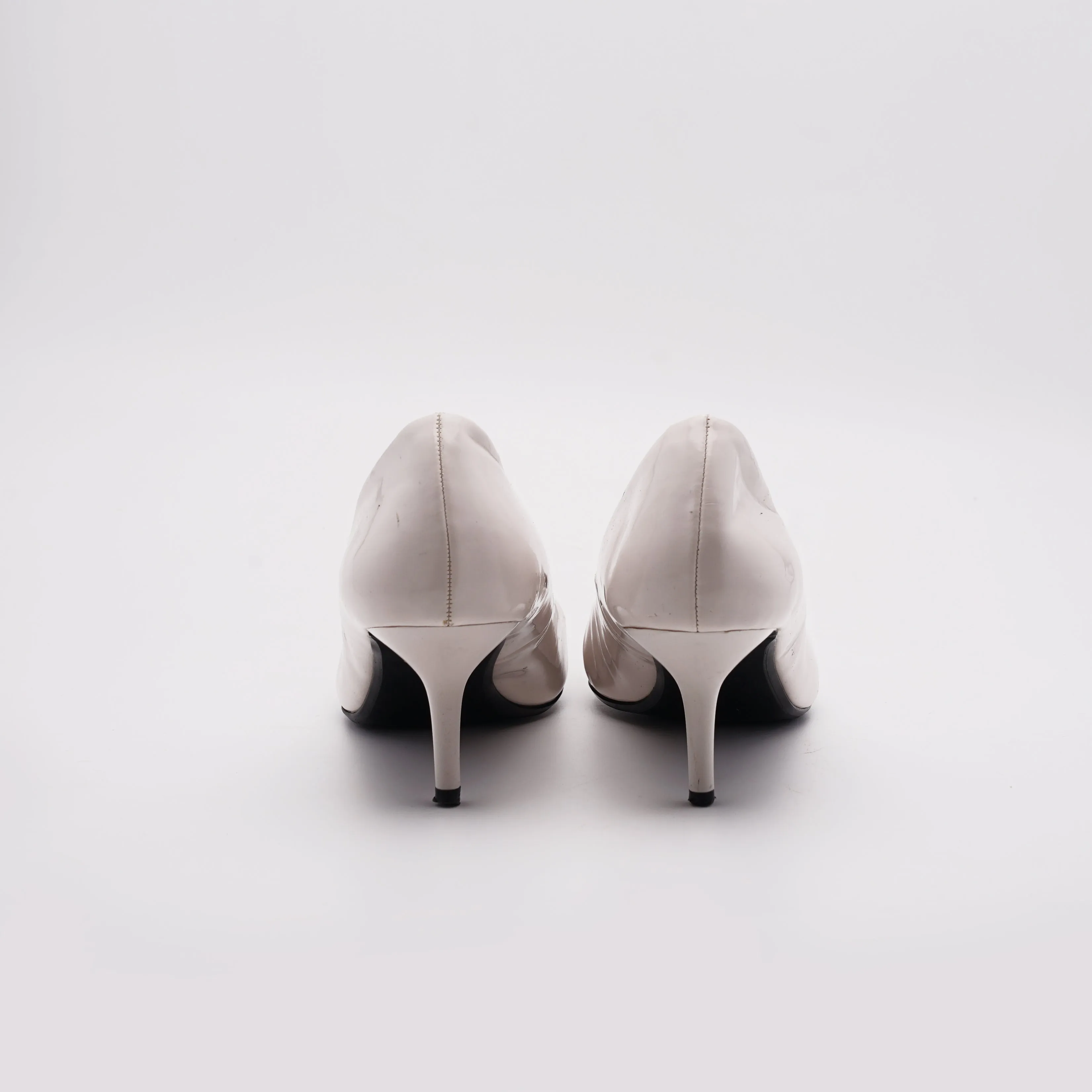 ZARA Pointed Toe Kitten Heel